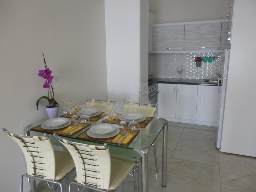 Amarilis Luxury Apartment Sarandë Quarto foto